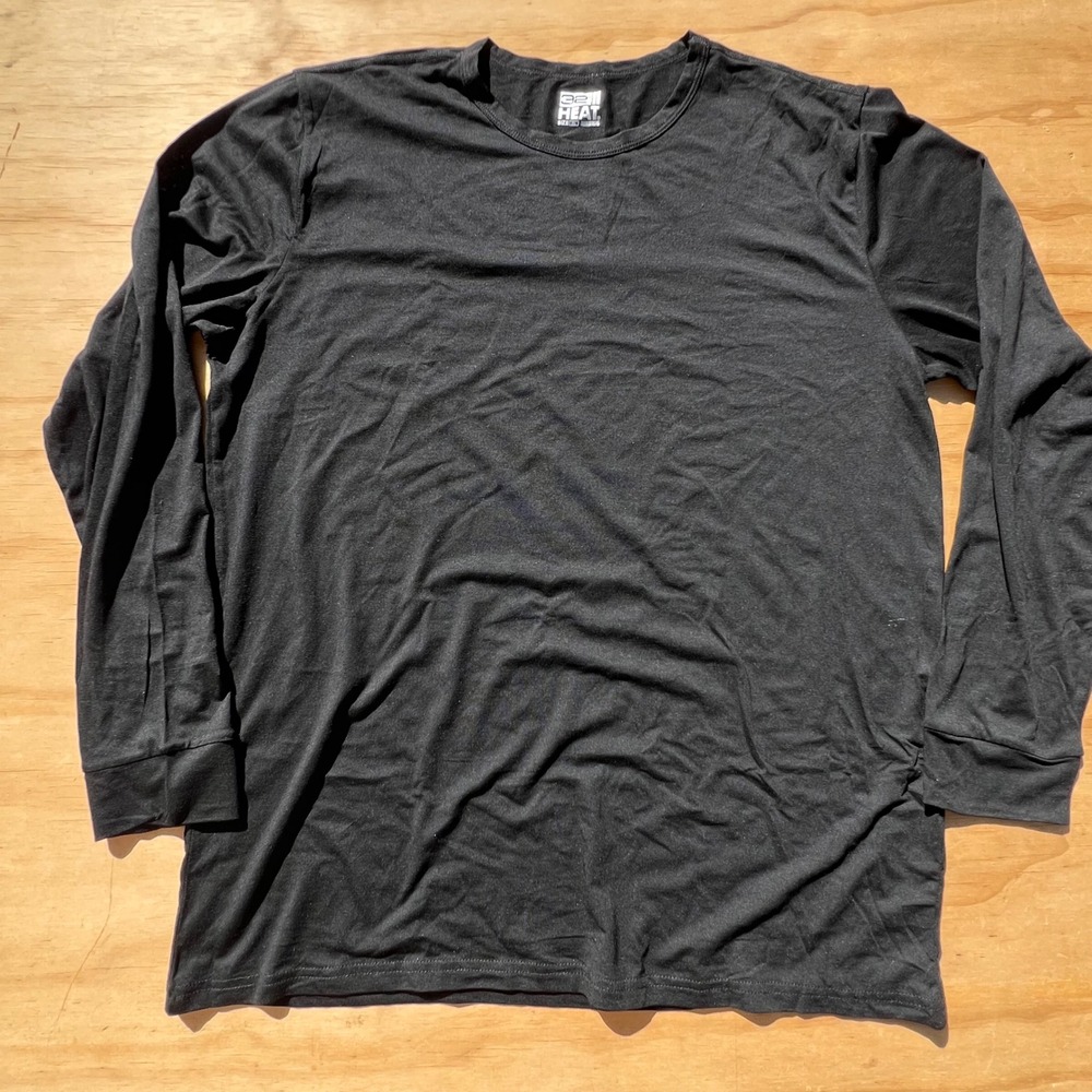 32 Degrees Heat Mens XL Black Long Sleeve Base Layer Performance Shirt Crew Neck